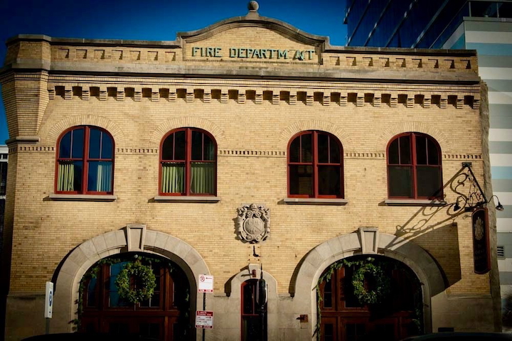 Chicago Firehouse Restaurant Hosts Free Brunch for Firefighters on National Firefighters Day – May 2 Event Honors CFD Heroes