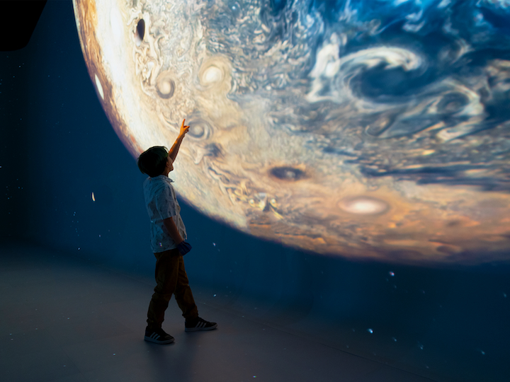 Experience the Future of Entertainment at Navy Pier's Illuminarium