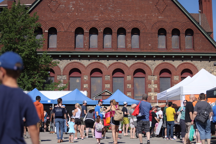 Oak Park Farmers’ Market Celebrates 50 Years of Fresh, Local Flavor