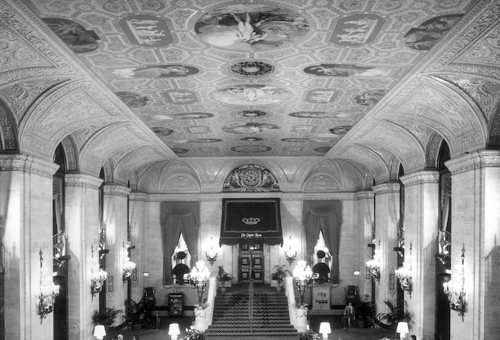 The Storied History of the Palmer House Hilton: Chicago’s Timeless Jewel