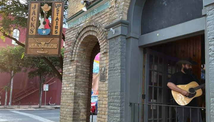 San Jac Saloon: Historic Honky-Tonk Energy on Austin’s Legendary Sixth Street