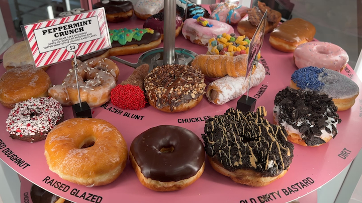 Voodoo Doughnut Opens In Fulton Market