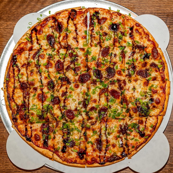 WG Pizzas Hits Lakeview | Chicago’s Best Tavern-Style Pizza Comes to Southport Ave